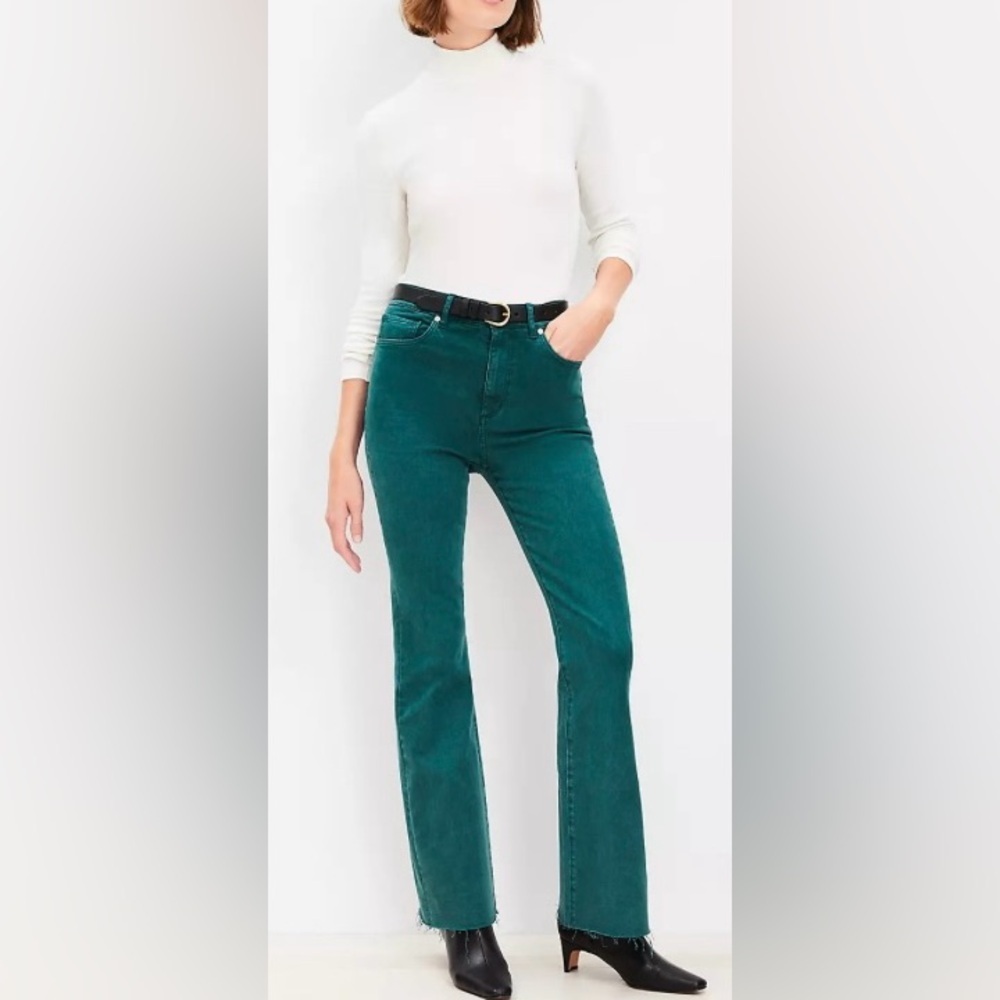 Loft Women's Petite Fresh Cut High Rise Slim Flare Jeans NWT - 26/2 Petite